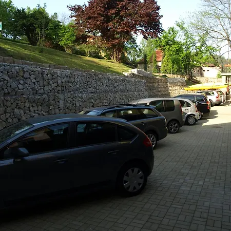 Casa de hóspedes Amadeus & 3*