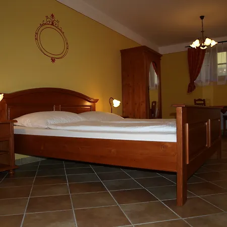 Amadeus & 3* Český Krumlov