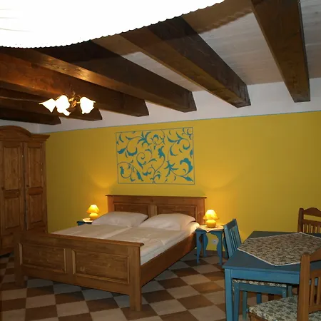 Amadeus & Pensjonat 3*