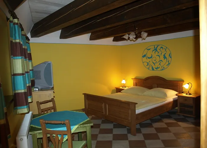 Amadeus & 게스트하우스 체스키크룸로프