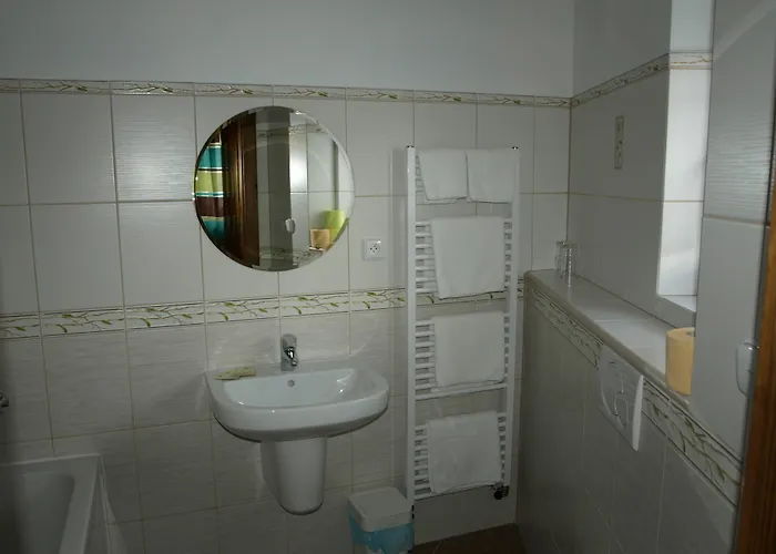 Amadeus & 게스트하우스 3*